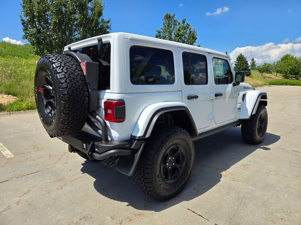2024 Jeep Wrangler Rubicon 392 photo 3