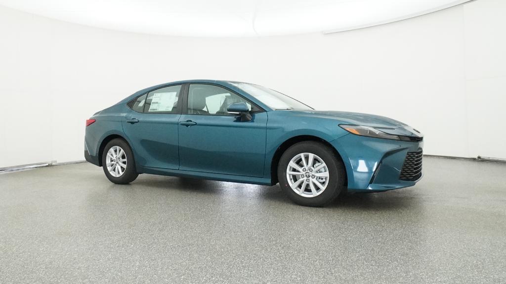 2026 Toyota Camry LE photo 28