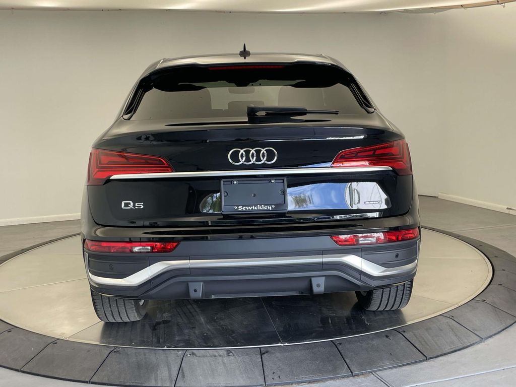 2025 Audi Q5 45 S line Premium Plus photo 5