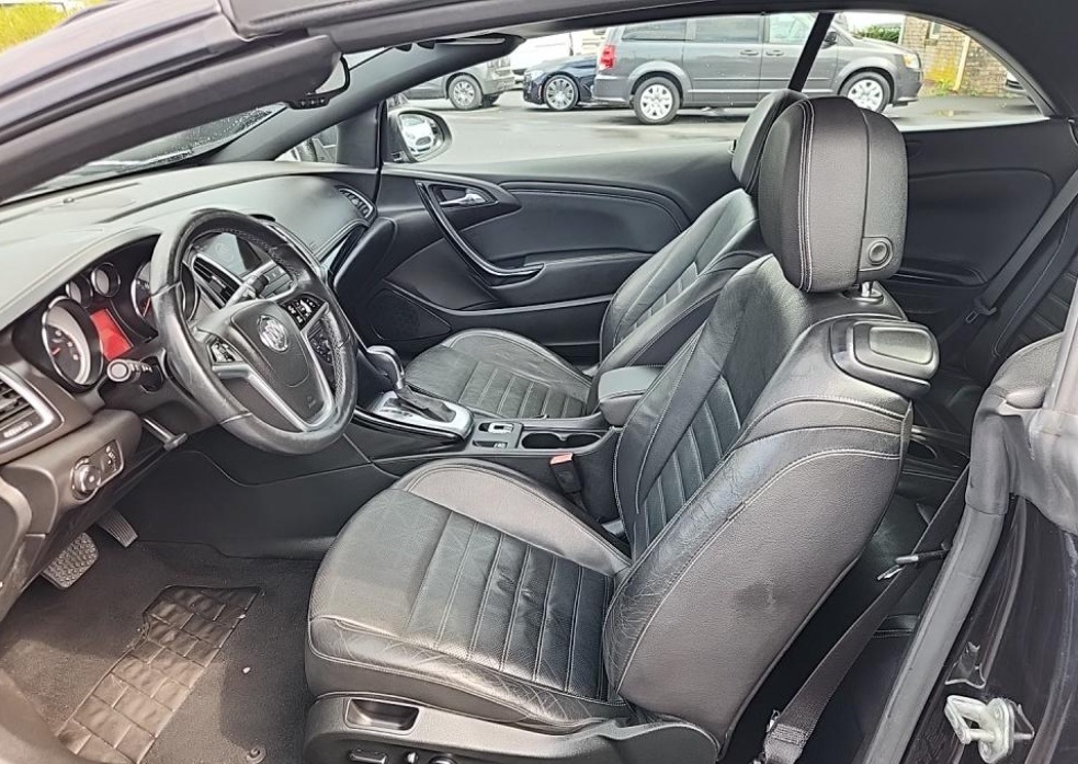 2016 Buick Cascada Premium photo 5