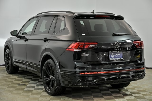 2024 Volkswagen Tiguan SE R-Line Black photo 3