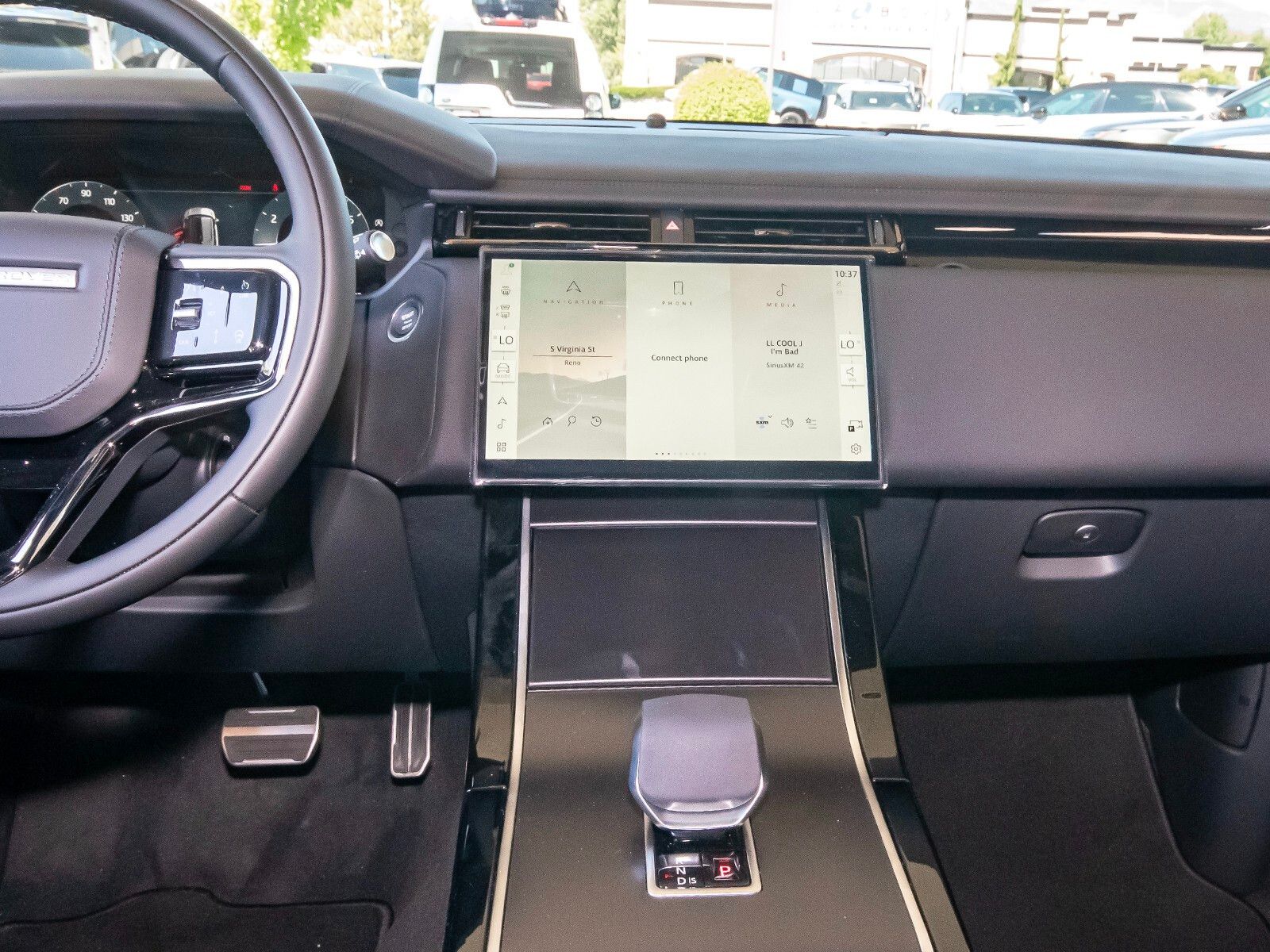 2026 Land Rover Range Rover Velar SE photo 37