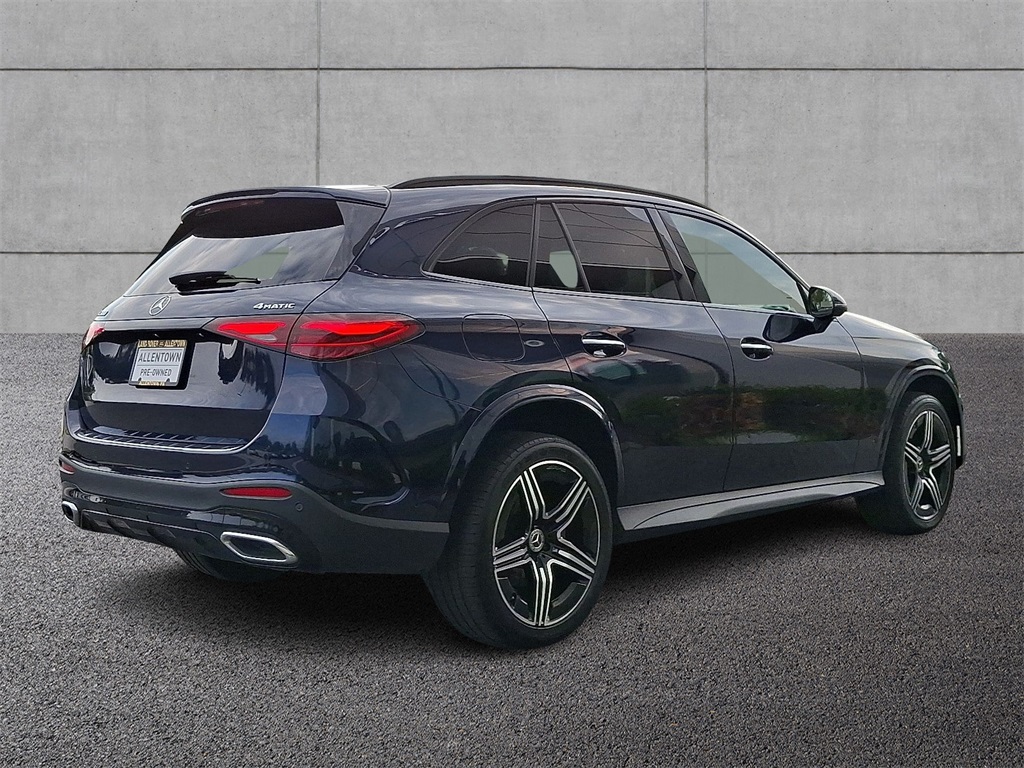 2023 Mercedes Benz GLC 300 4MATIC photo 4