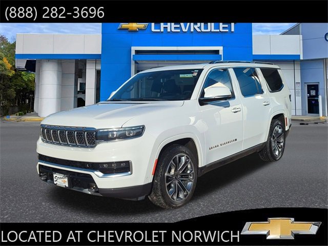 2022 Jeep Grand Wagoneer Series III's photo