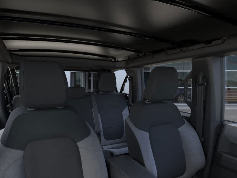 2025 Ford Bronco Base photo 12