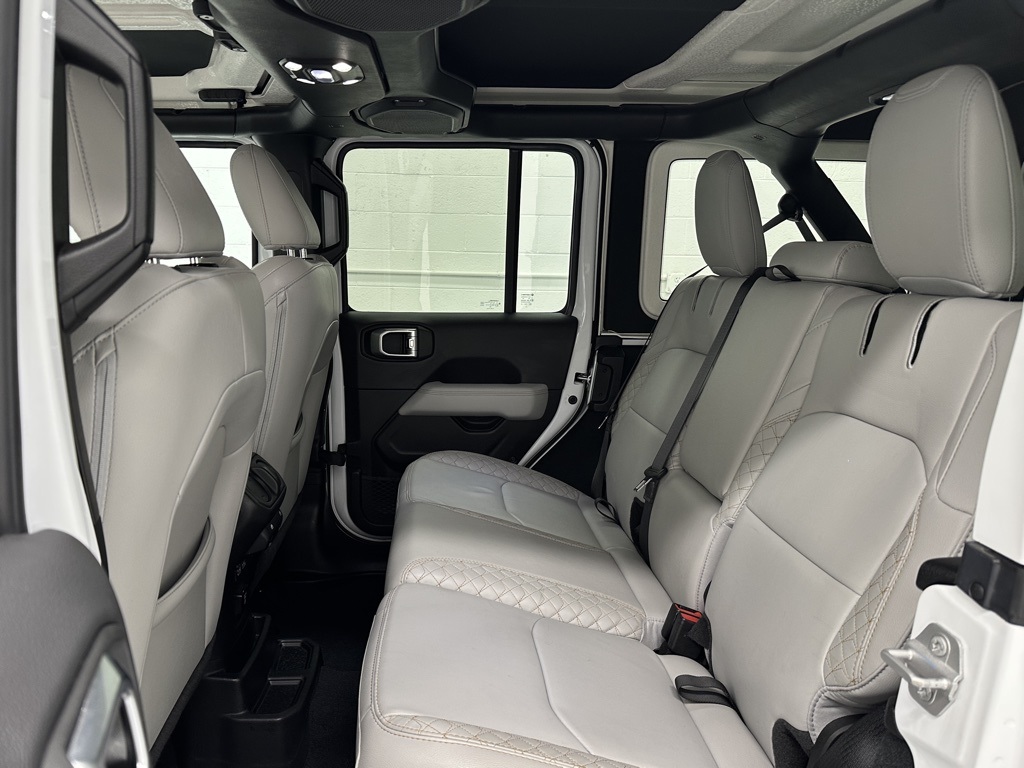 2022 Jeep Wrangler Unlimited Sahara High Altitude 4xe photo 14