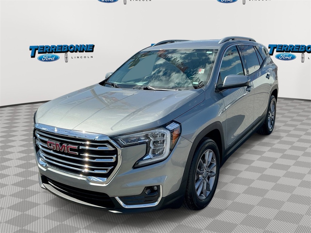 2023 GMC Terrain SLT's photo