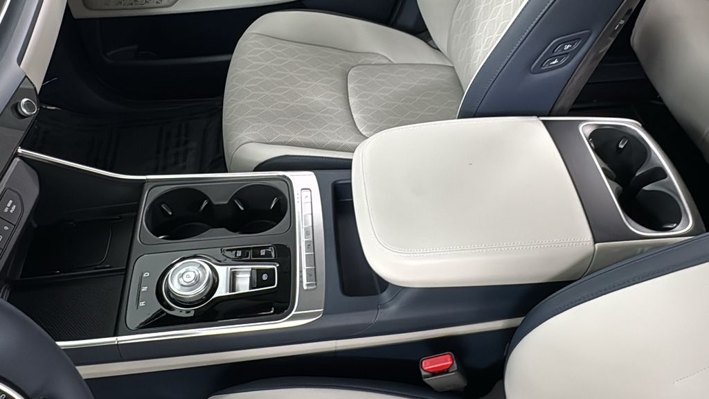 2026 Kia Carnival EX photo 36