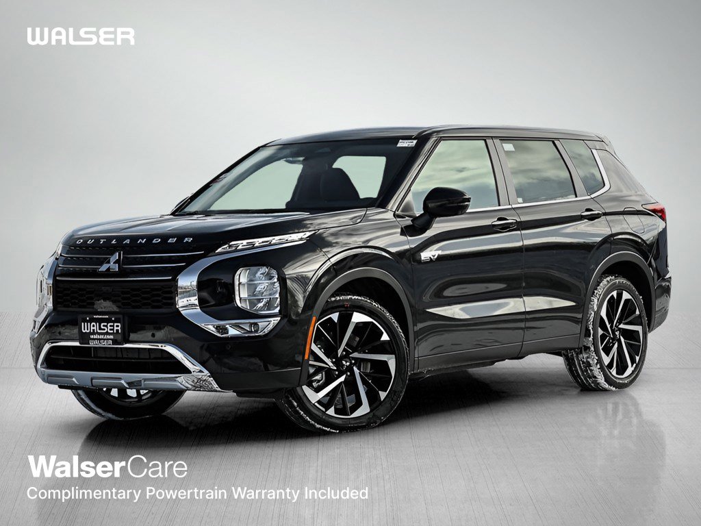 2025 Mitsubishi Outlander Plug-in Hybrid SE's photo