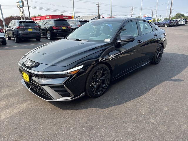 2025 Hyundai Elantra N Line photo 4