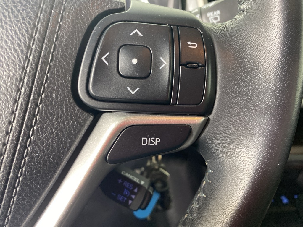 2016 Toyota Highlander LE Plus photo 16