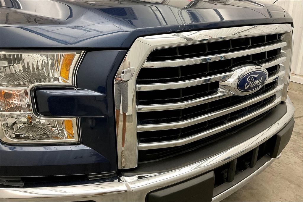 2017 Ford F-150 XLT photo 28
