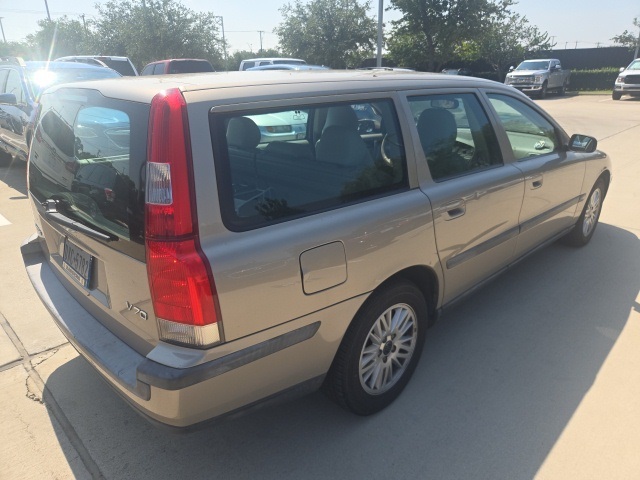 Used 2004 Volvo V70 2.4M with VIN YV1SW61T142376326 for sale in Grapevine, TX