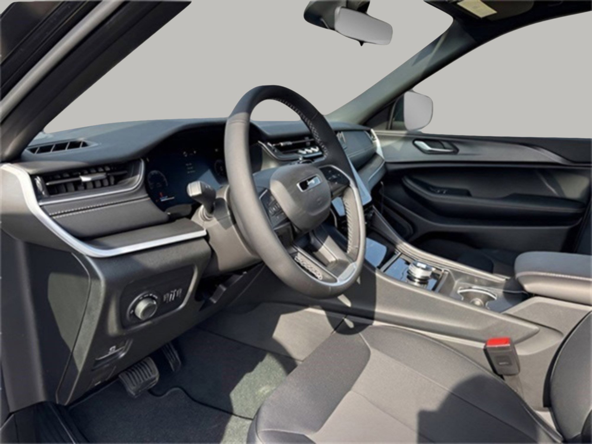 2025 Jeep Grand Cherokee Laredo X photo 12
