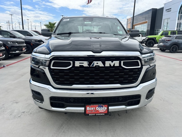 2025 Ram 1500 Tradesman photo 2