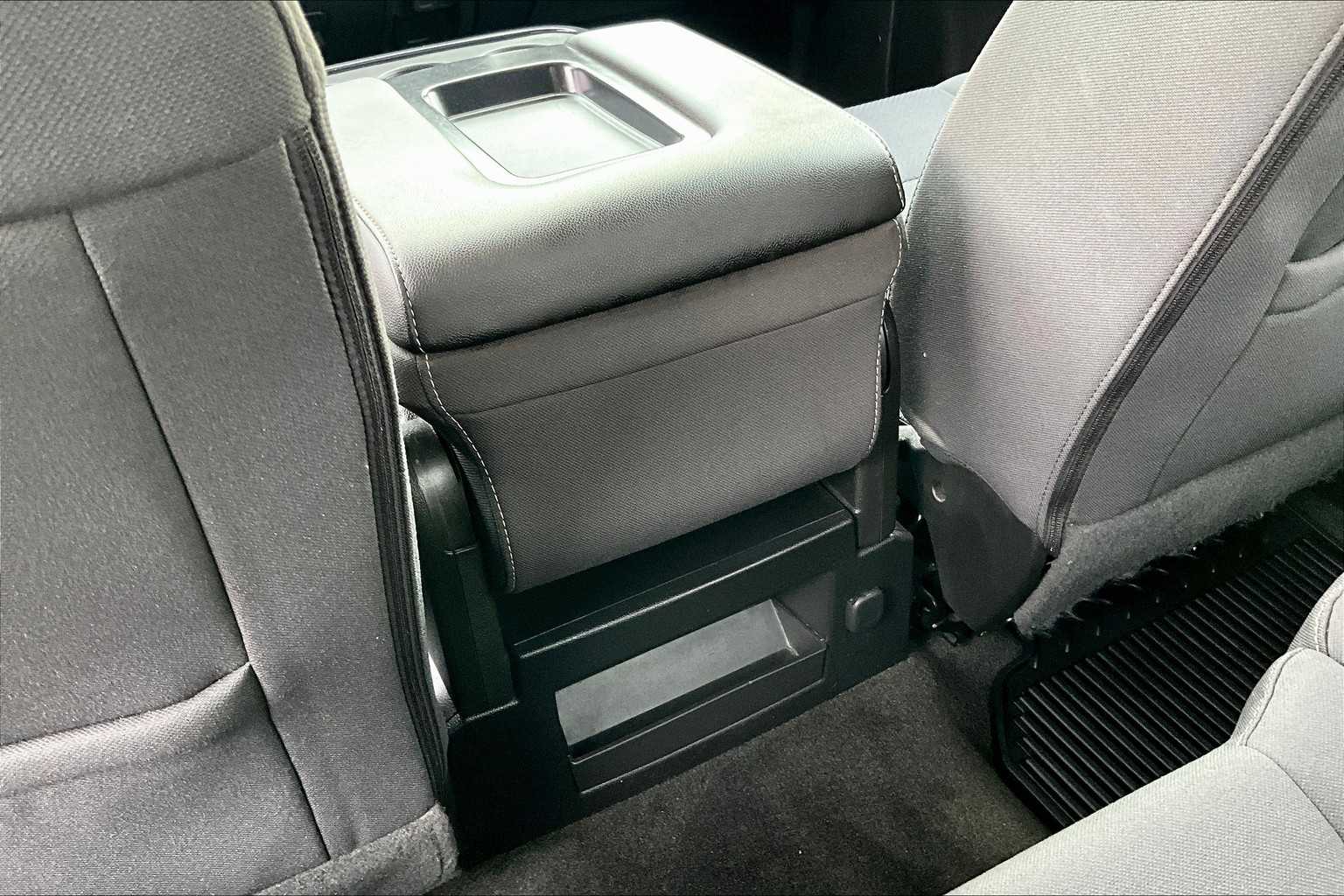 2016 Chevrolet Silverado 1500 LT photo 27