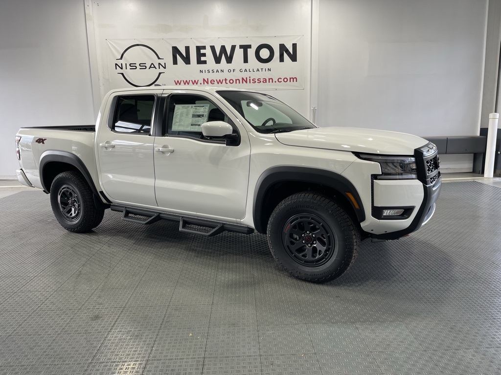 2026 Nissan Frontier PRO-4X's photo