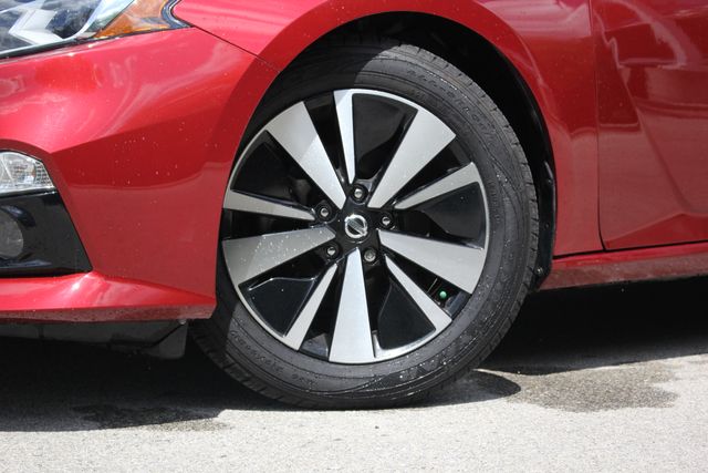 2019 Nissan Altima 2.5 SV photo 4
