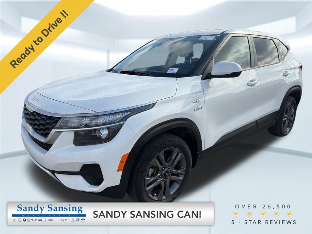 2023 Kia Seltos LX's photo