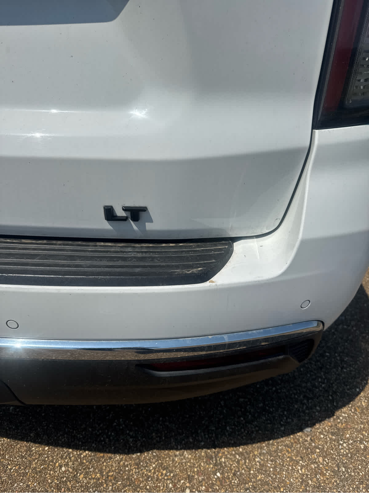 2021 Chevrolet Tahoe LT photo 4