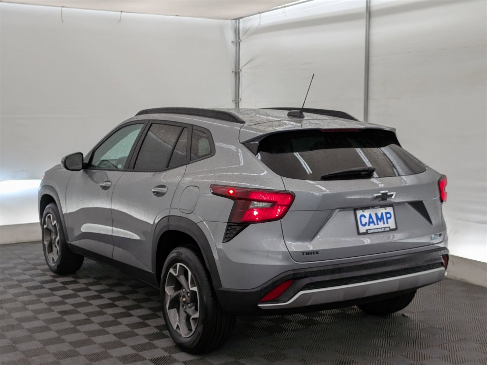 2025 Chevrolet Trax LT photo 3