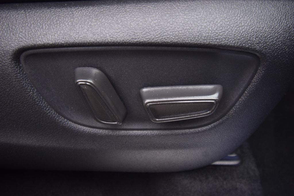 2021 Toyota Highlander Hybrid Platinum photo 24