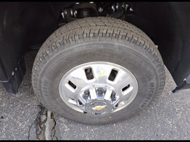 2024 Chevrolet Silverado 3500HD High Country photo 3