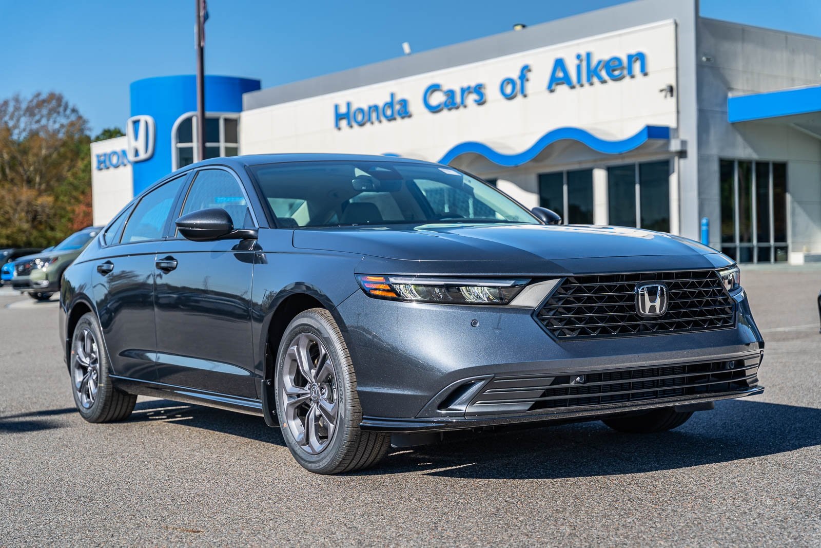 2025 Honda Accord Hybrid EX-L's photo