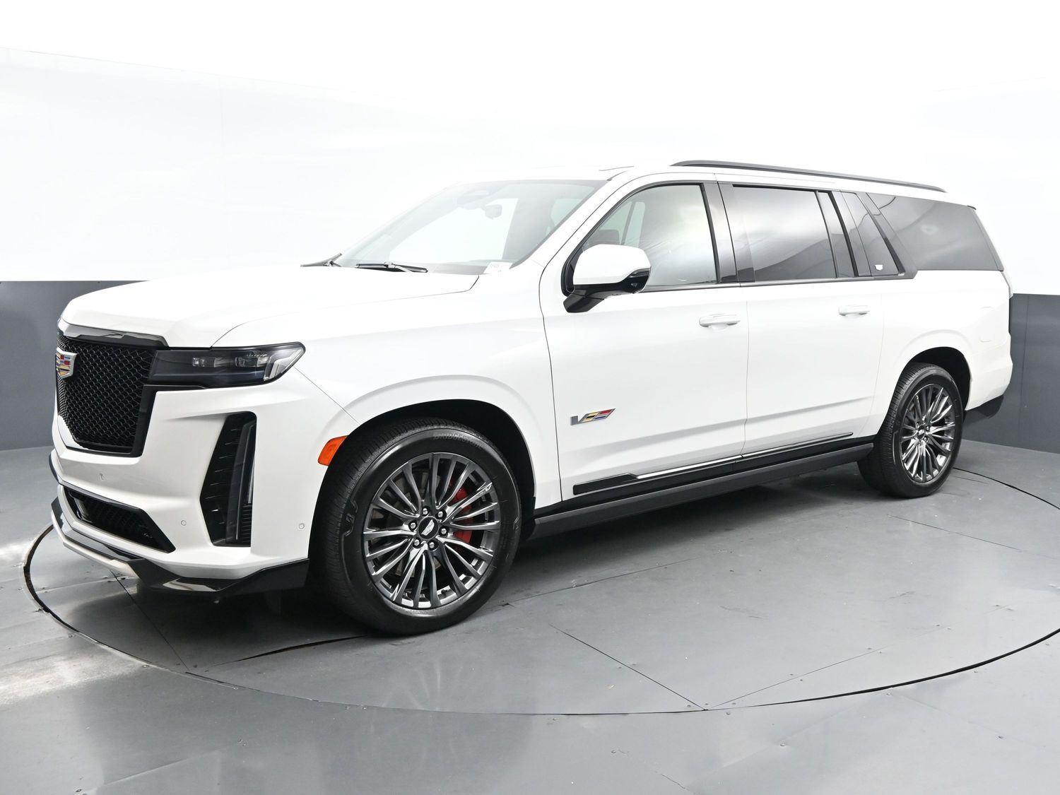 2023 Cadillac Escalade ESV V-Series photo 3