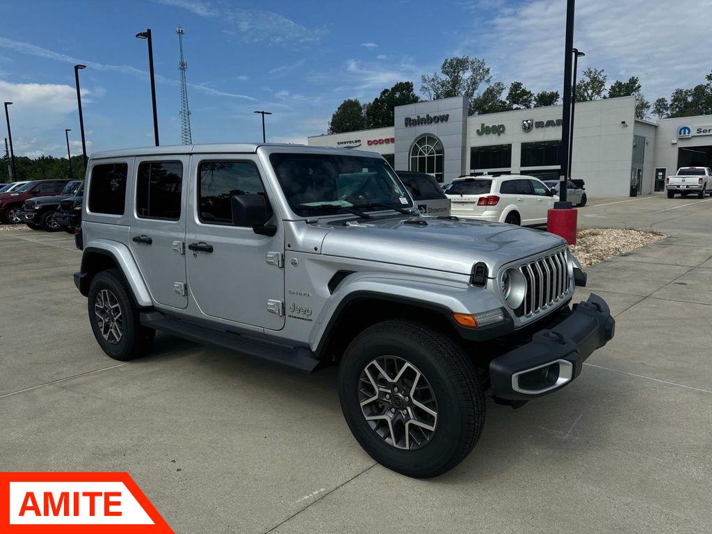 2024 Jeep Wrangler 4-Door Sahara's photo