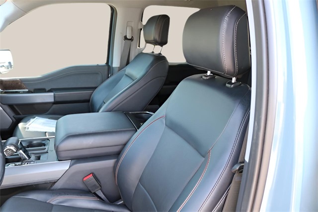 2023 Ford F-150 Lariat photo 12