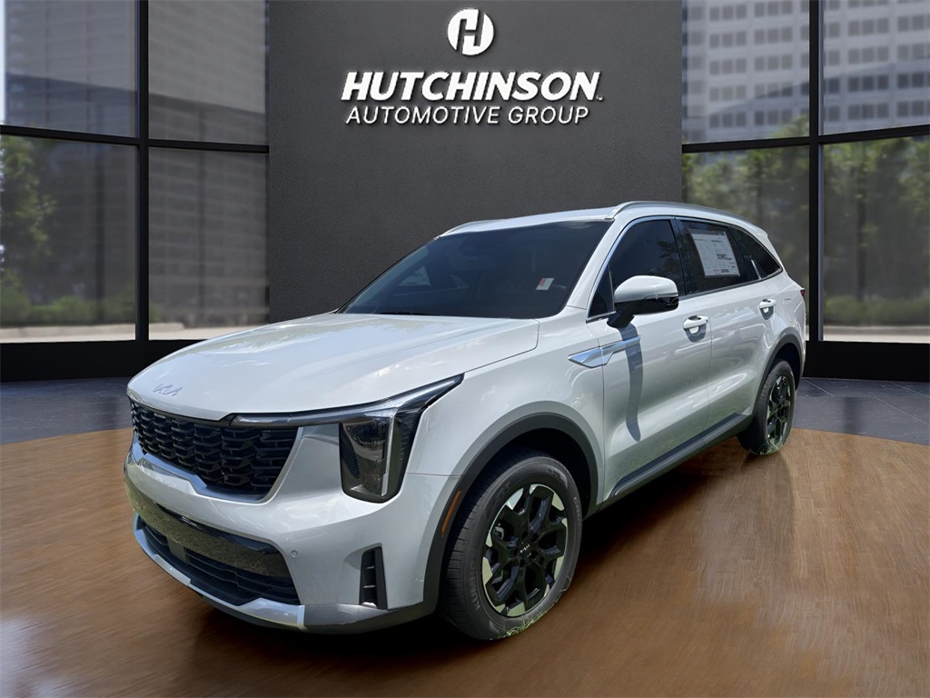 2025 Kia Sorento S photo 3