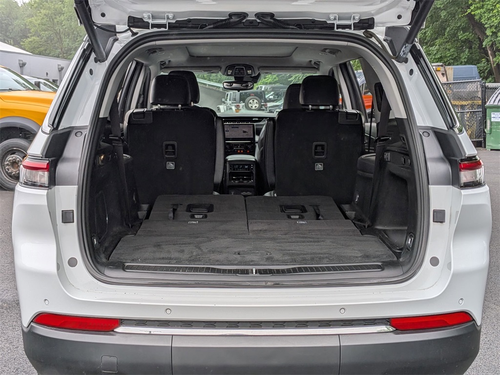 2022 Jeep Grand Cherokee Limited photo 6