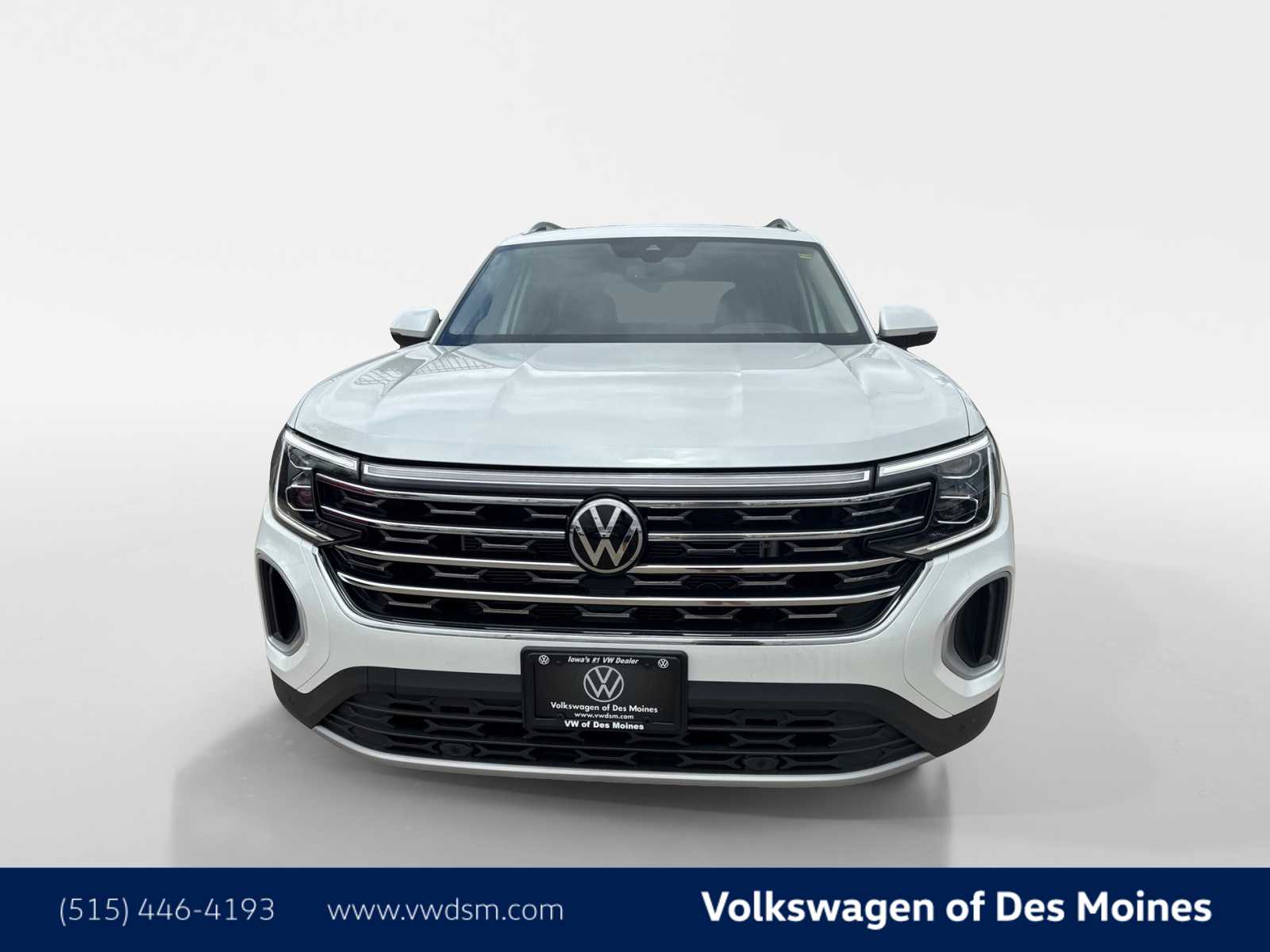 2025 Volkswagen Atlas SEL photo 4