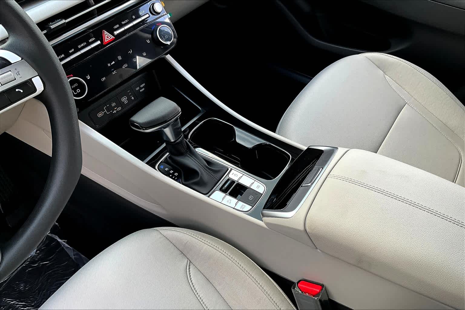 2025 Hyundai Tucson SEL Sport photo 4