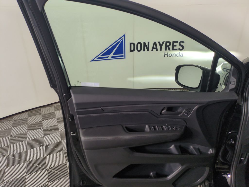 2026 Honda Odyssey EX-L photo 9