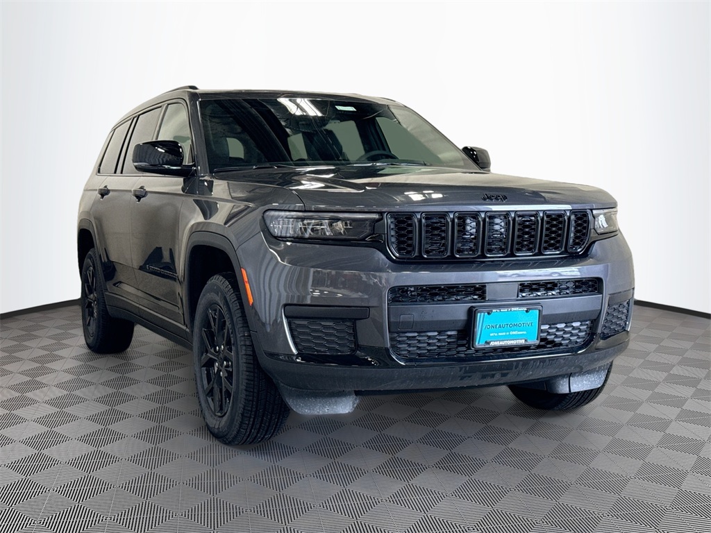 2025 Jeep Grand Cherokee Altitude X photo 3