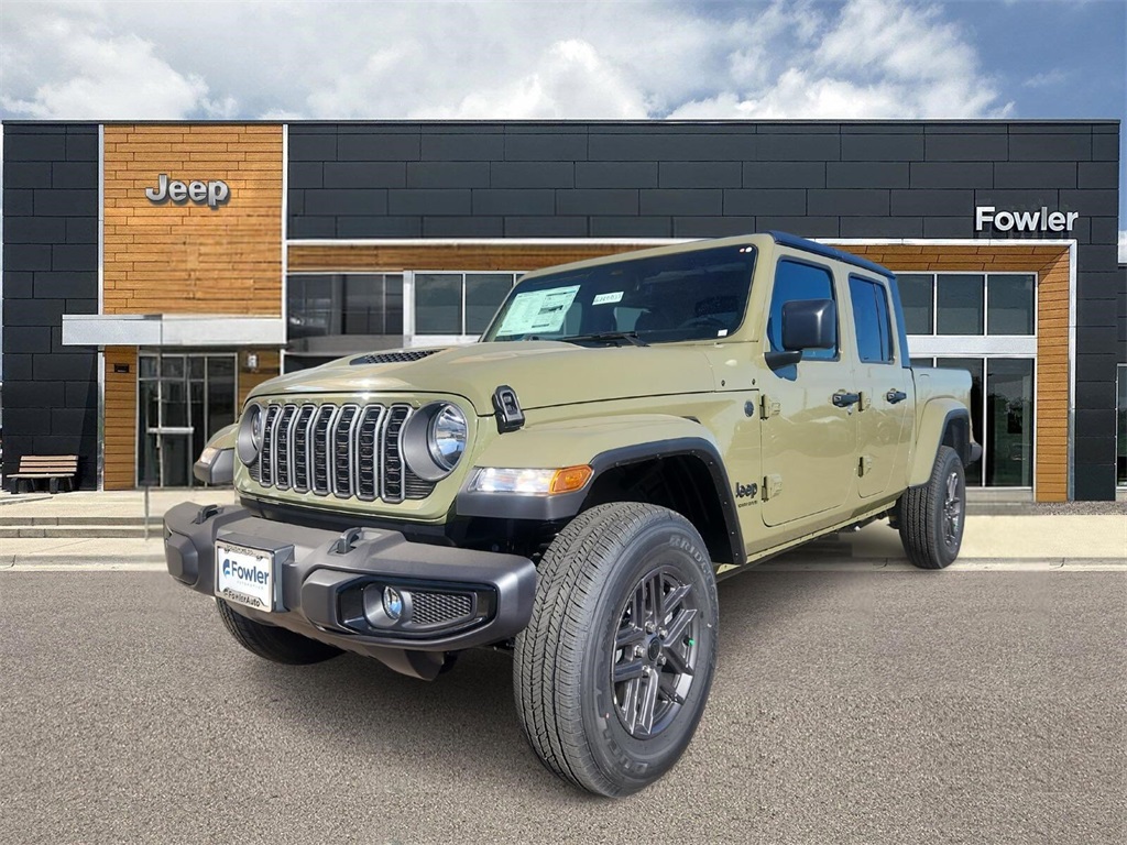 2026 Jeep Gladiator Sport S's photo