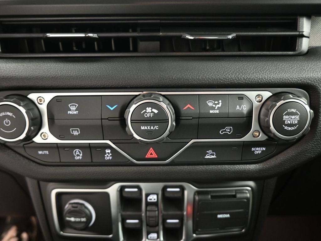 2026 Jeep Wrangler Sport S photo 4