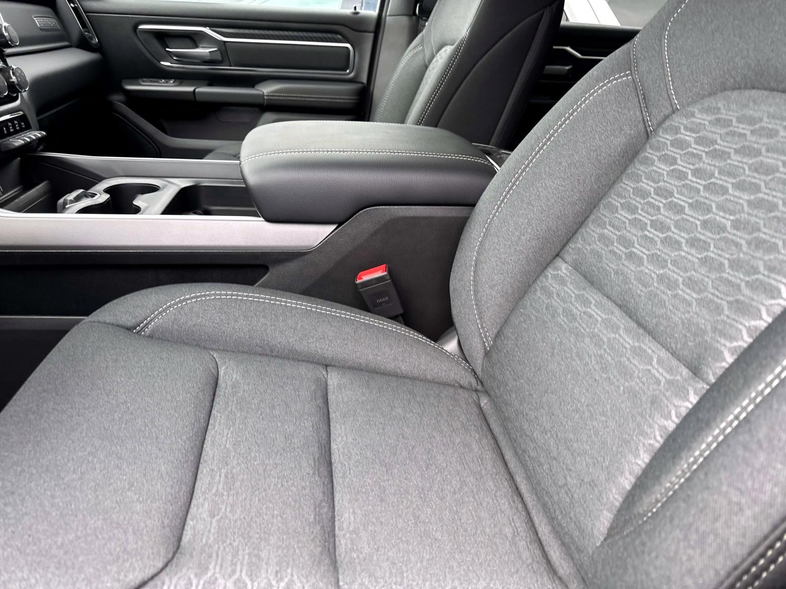 2025 Ram 1500 Big Horn photo 11