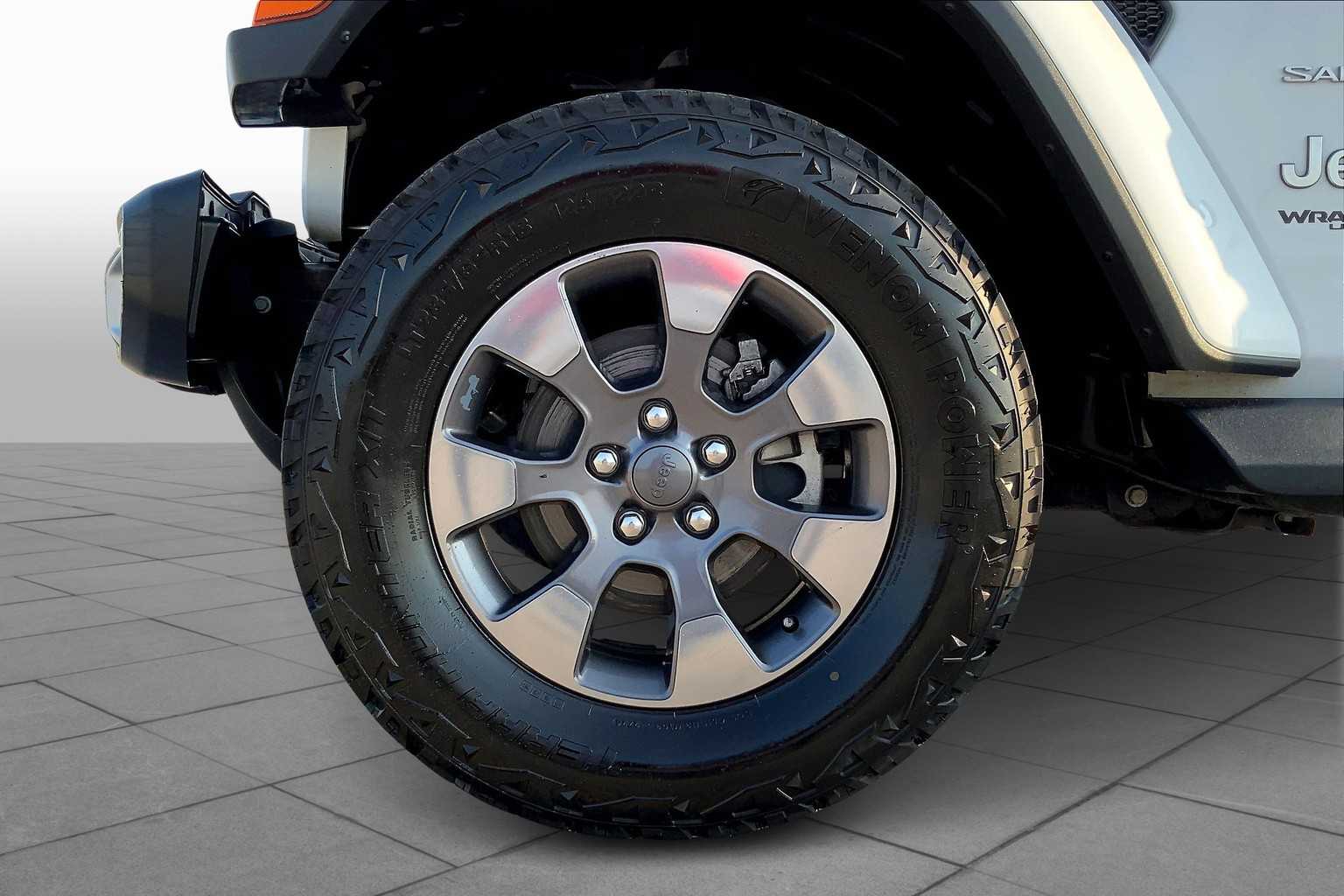 2018 Jeep Wrangler Unlimited Sahara photo 10