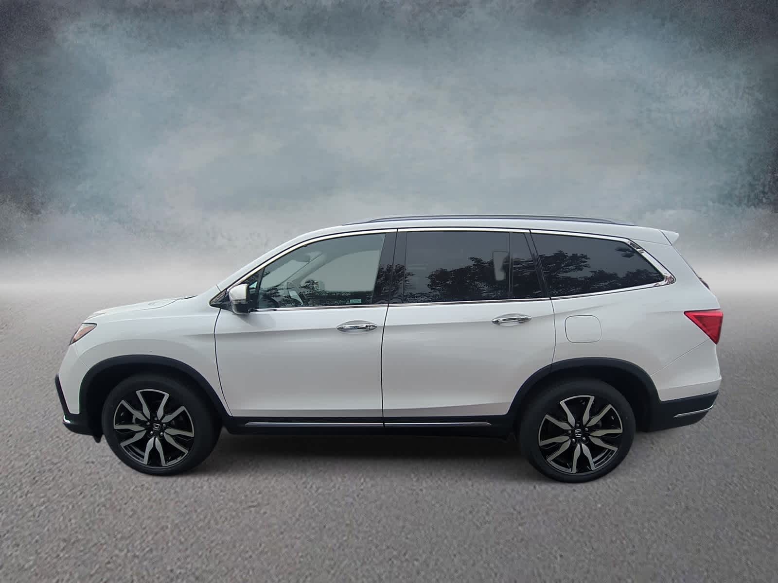 2021 Honda Pilot Touring photo 4