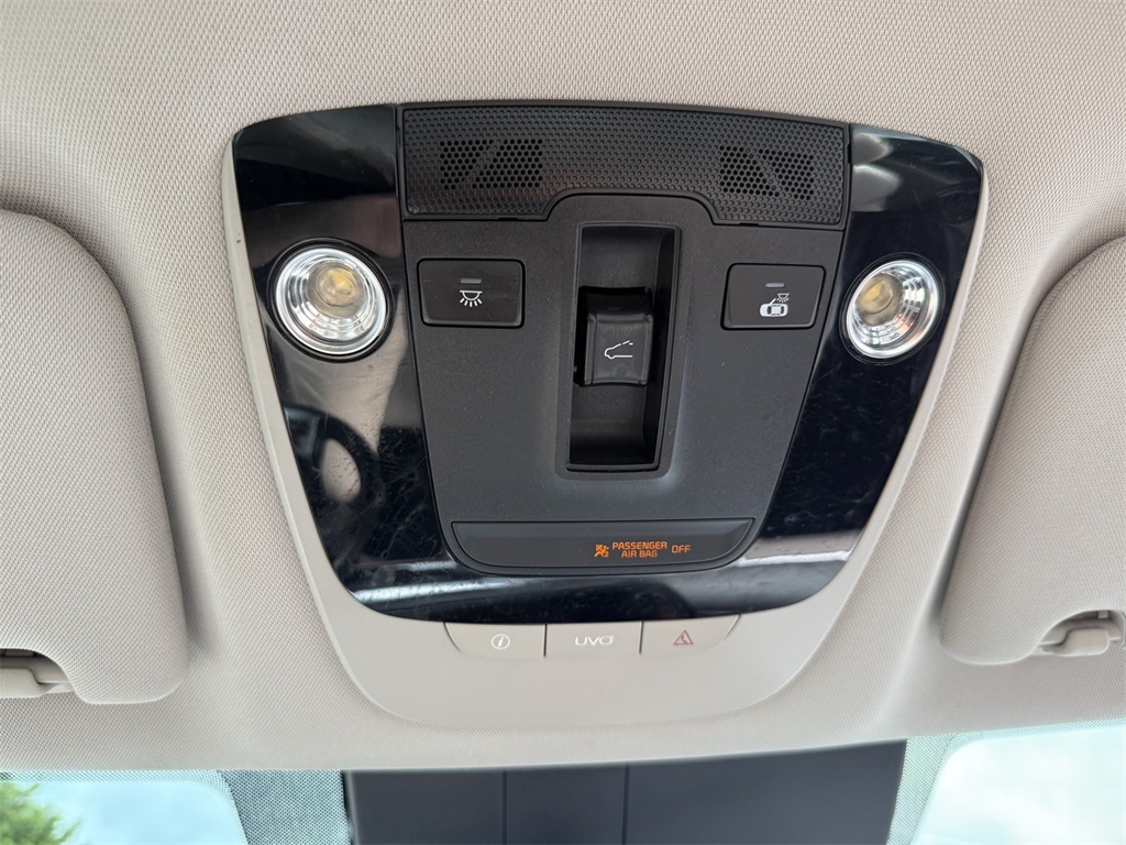 2022 Kia K5 EX photo 19