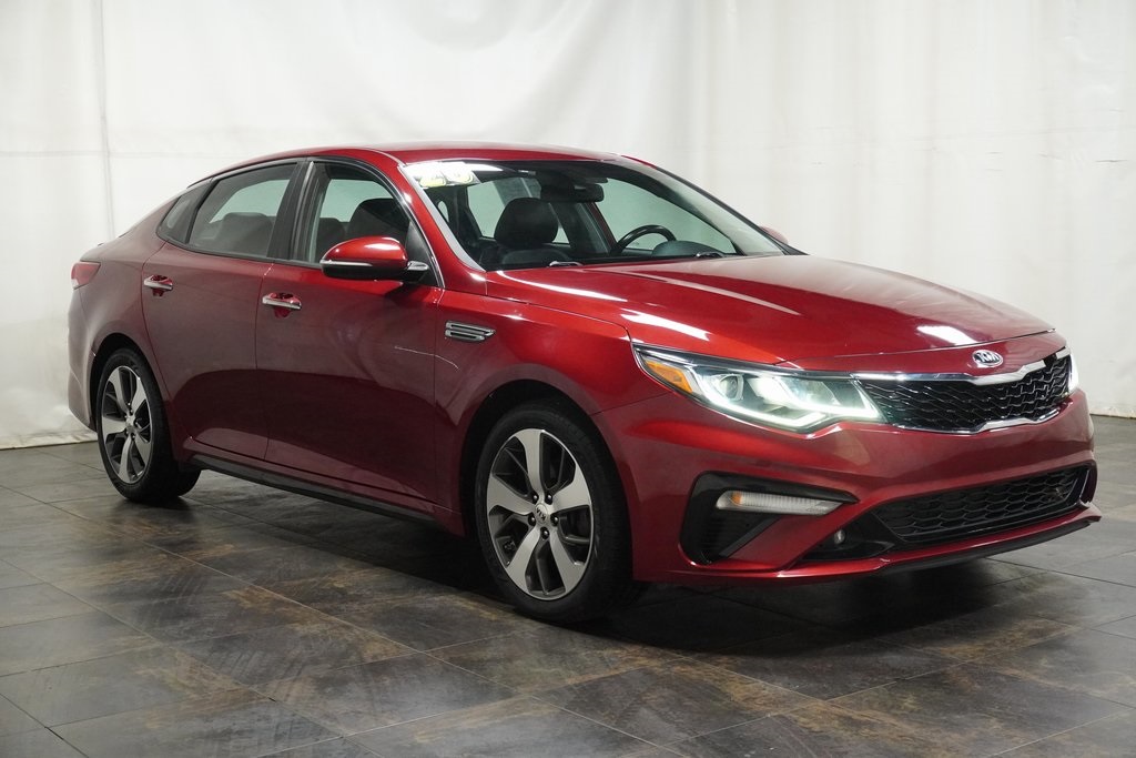 2020 Kia Optima S's photo
