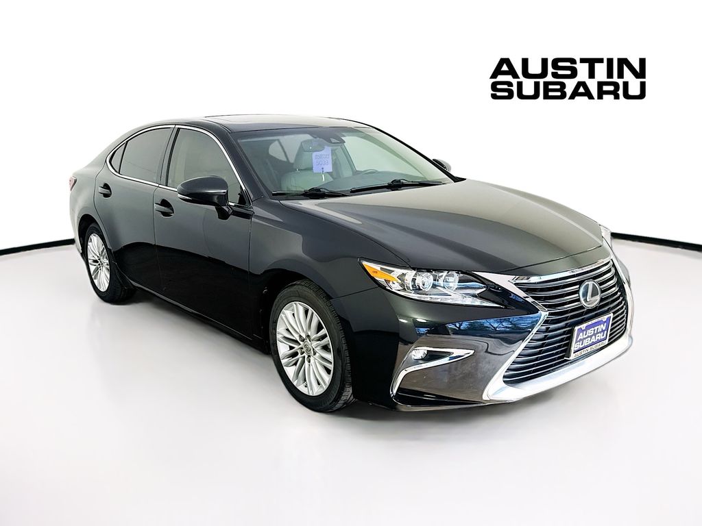 2018 Lexus ES 350's photo