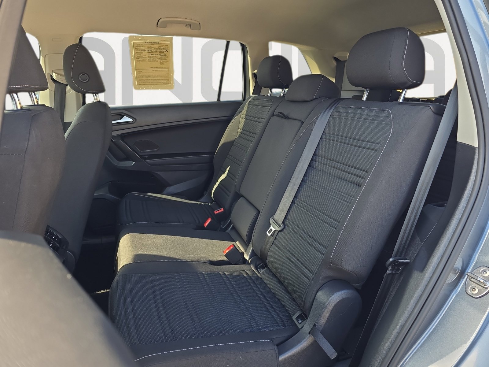 2022 Volkswagen Tiguan S photo 16