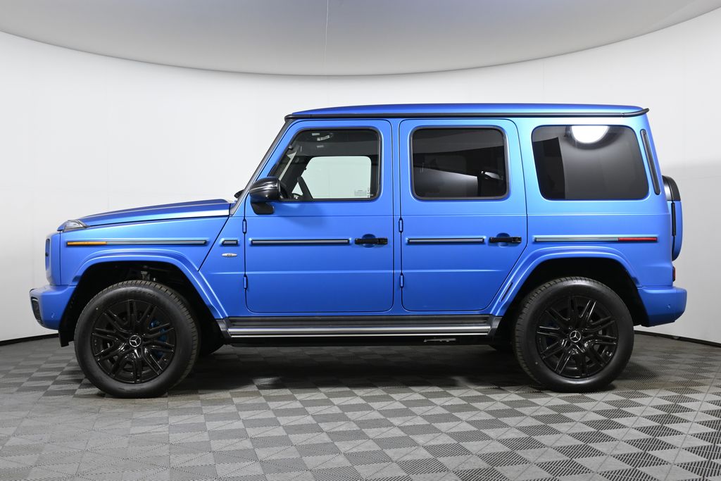 2025 Mercedes Benz G photo 2