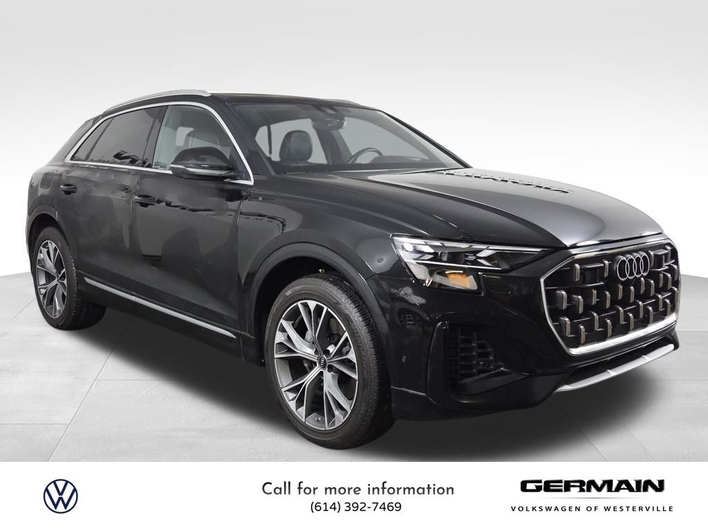 2024 Audi Q8 55 Prestige photo 3