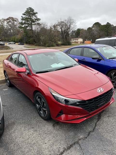 2023 Hyundai Elantra SEL's photo