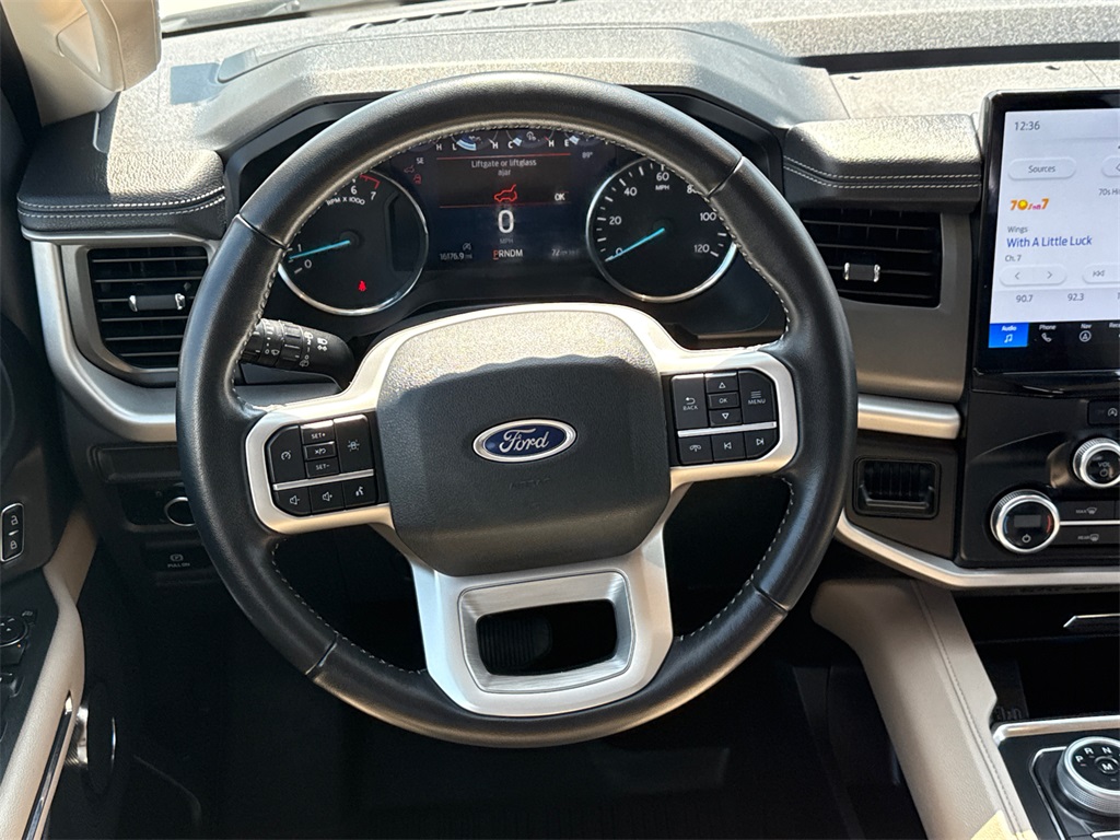 2023 Ford Expedition XLT photo 23